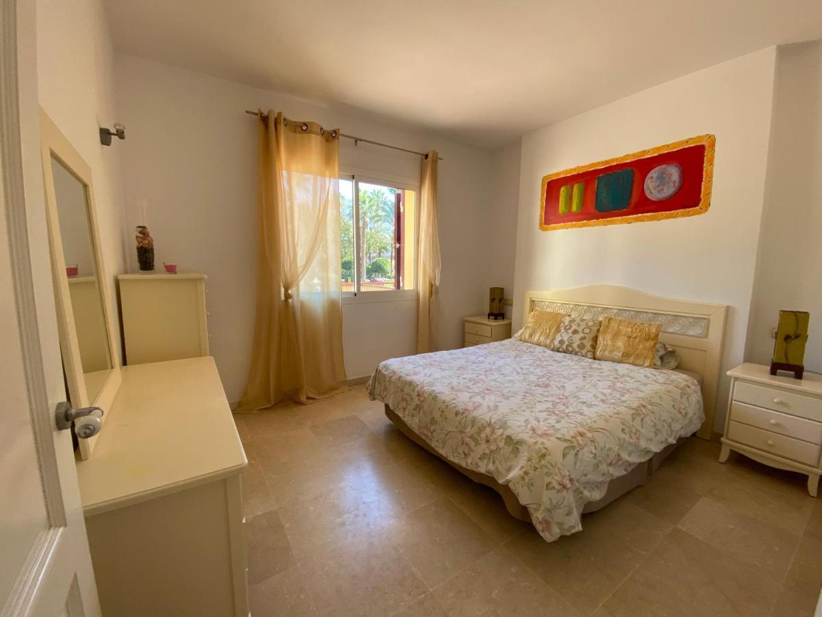 Apartamento Con Piscina ,Playa Con Vistas Panoramicas En La Marina De Sotogrande San Roque  Extérieur photo