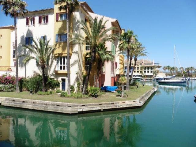 Apartamento Con Piscina ,Playa Con Vistas Panoramicas En La Marina De Sotogrande San Roque  Extérieur photo