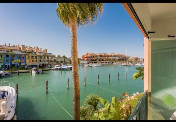 Apartamento Con Piscina ,Playa Con Vistas Panoramicas En La Marina De Sotogrande San Roque  Extérieur photo